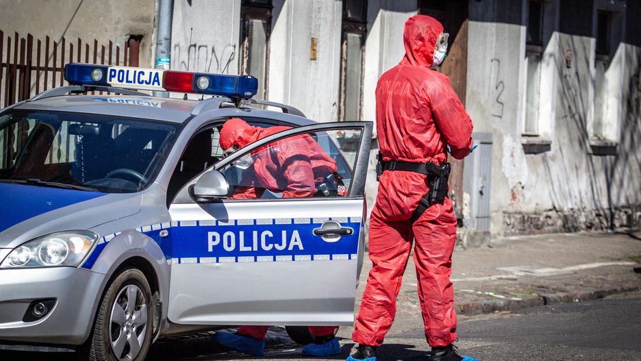 Koronawirus w Polsce. GIS: niemal 4,5 tys. ukaranych w związku z pandemią