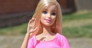 Rząd ostrzega: "Uważaj na selfie z Barbie!" Ta zabawa może być pułapką