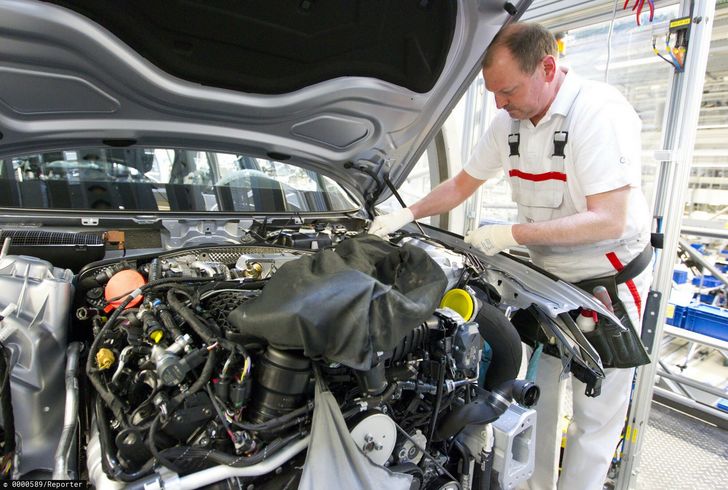 Audi przenosi część załogi do sektora obronnego, by uniknąć zwolnień