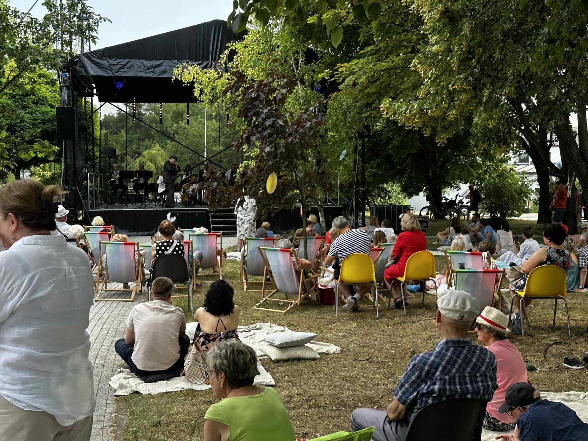 Łódzka Specjalna Strefa Ekonomiczna zaprasza na Grohmanię - koncert i piknik w klimacie z lat 20. 