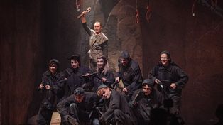 Poznań: Neony, które zmuszają do myślenia. Wystawę "Wróg jest miłością" można oglądać w Arsenale do końca marca