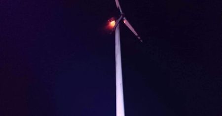 Kosztowny pożar turbiny wiatrowej w Wielkopolsce. Z dymem poszły 2 miliony złotych