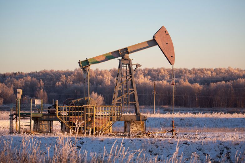 Cena ropy rośnie. Rynki obawiają się unijnych sankcji na rosyjskie surowce