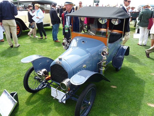 Peugeot Bébe był jednym z pierwszych samochodów dostępnych dla wszystkich. (Autor Craig Howell na lic. CC 2.0)