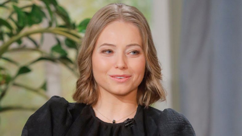 Agata Rubik naszykowała koperty dla pracowników apartamentu