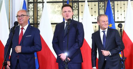 Nadchodzi kadrowe tsunami. Długa lista osób do zwolnienia