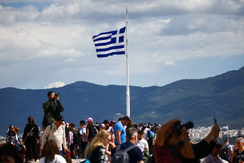 Kontrowersyjny sześciodniowy tydzień pracy w Grecji. To dlatego go wprowadzają