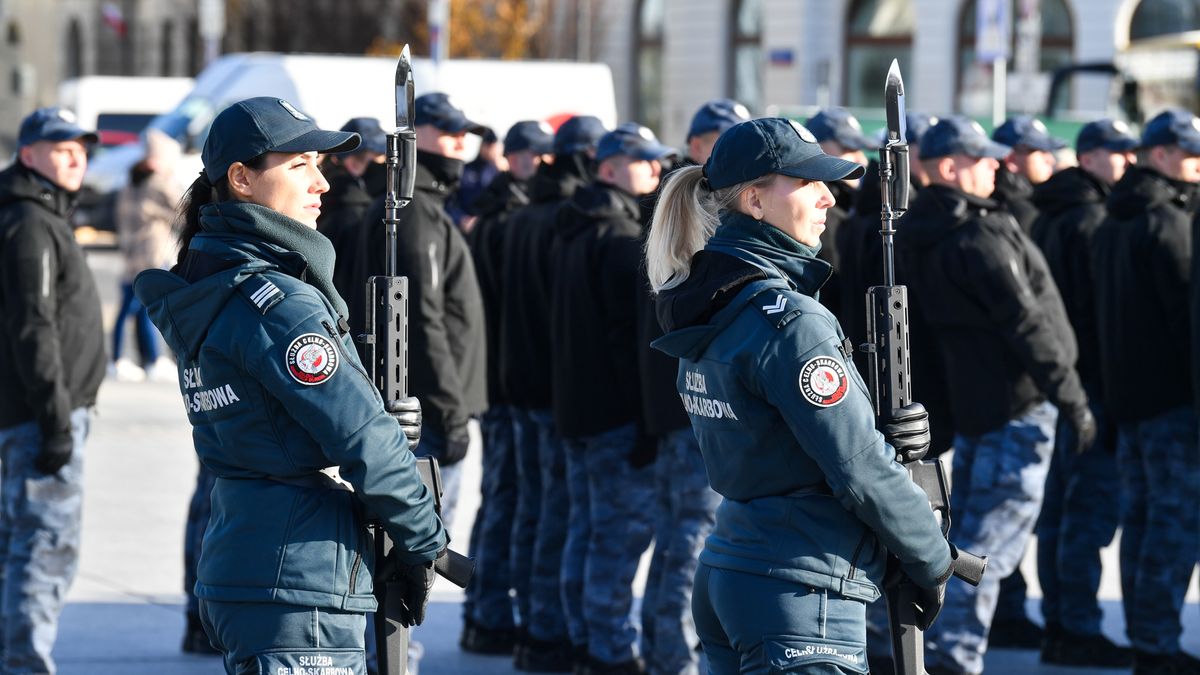 Próba generalna służb przed sobotnim Świętem Niepodległości w Warszawie