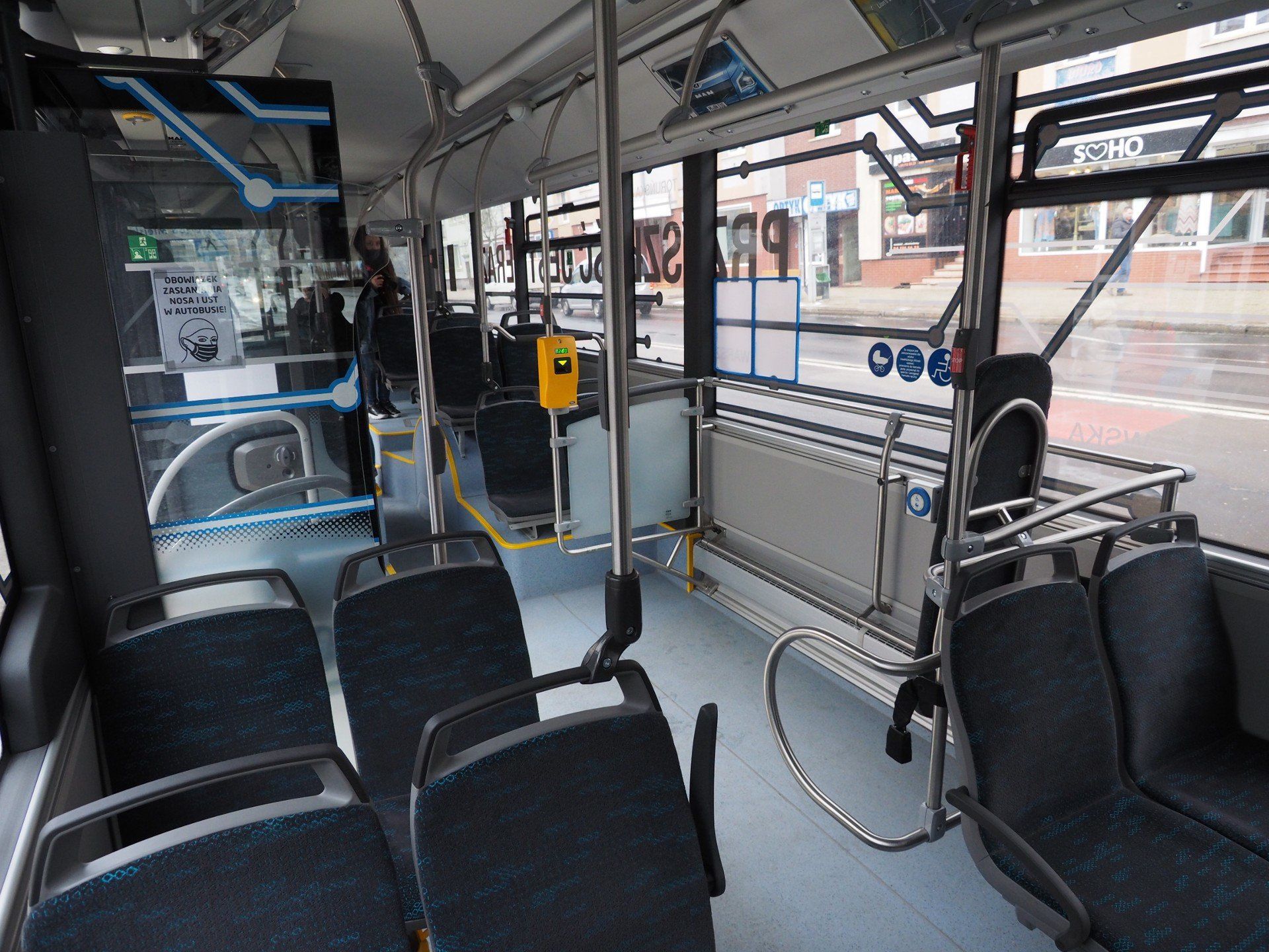 TESTOWY AUTOBUS ELEKTRYCZNY - ARCHIWUM