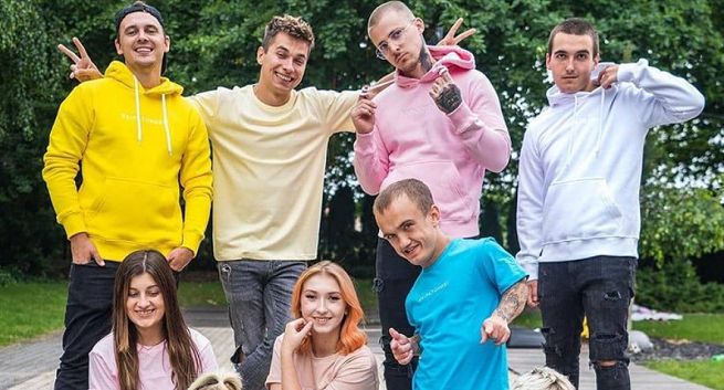 Spór w influencerskiej Ekipie: sześć osób chce odejść, spółka uważa, że nie mają prawa