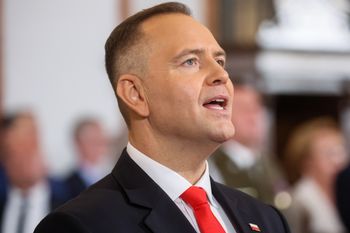 Kim jest matka Nawrockiego? Nie każdy wie, czym się zajmuje