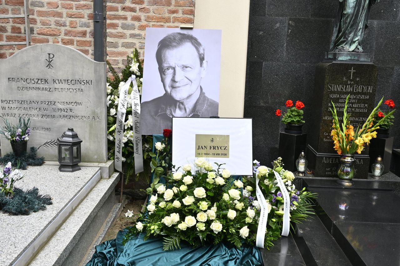 Grób Jana Frycza. Wybitny aktor spoczął w Alei Zasłużonych