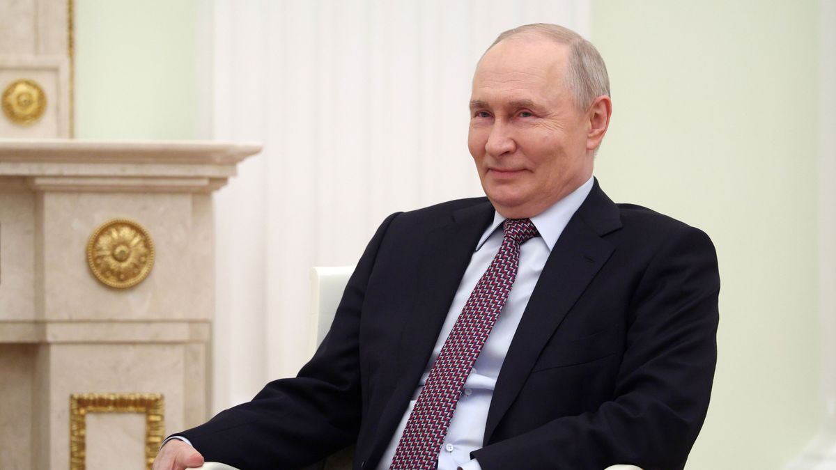 Russian President Vladimir Putin attends a meeting with Belarusian President Aleksandr Lukashenko (not pictured) at the Kremlin in Moscow, Russia, 08 May 2026. EPA/RAMIL SITDIKOV / POOL Dostawca: PAP/EPA.