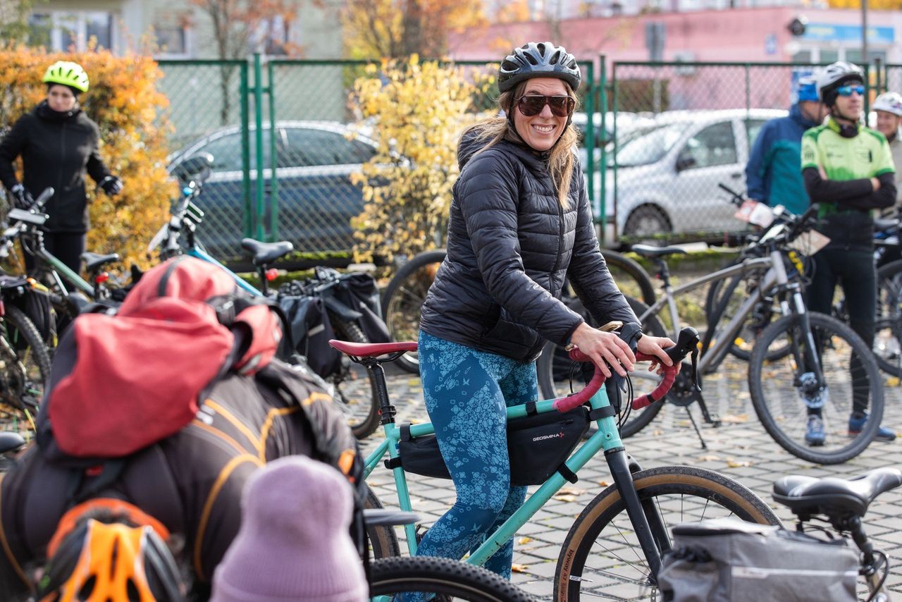 Bydgoszcz: Na rowerach świętują 20-lecie istnienia uniwersytetu