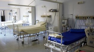 Będzie protest w obronie szpitala w Pyskowicach. Mieszkańcy i personel medyczny obawiają się zamknięcia placówki. "Brońmy naszego szpitala"