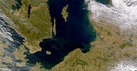 Broń chemiczna na dnie Bałtyku. Polska nie planuje nic z tym zrobić
