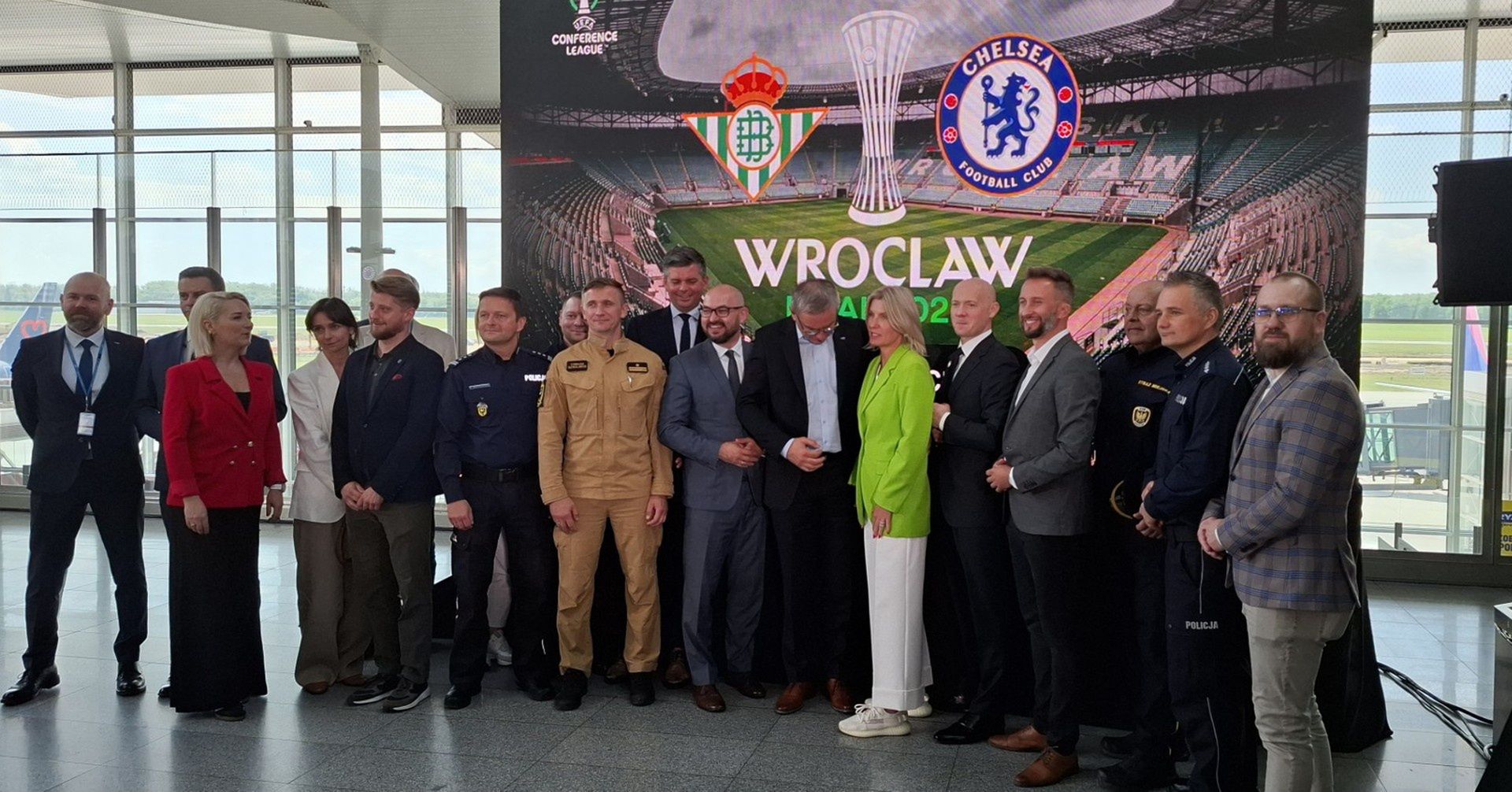 Finał Ligi Konferencji większym wyzwaniem niż Euro 2012