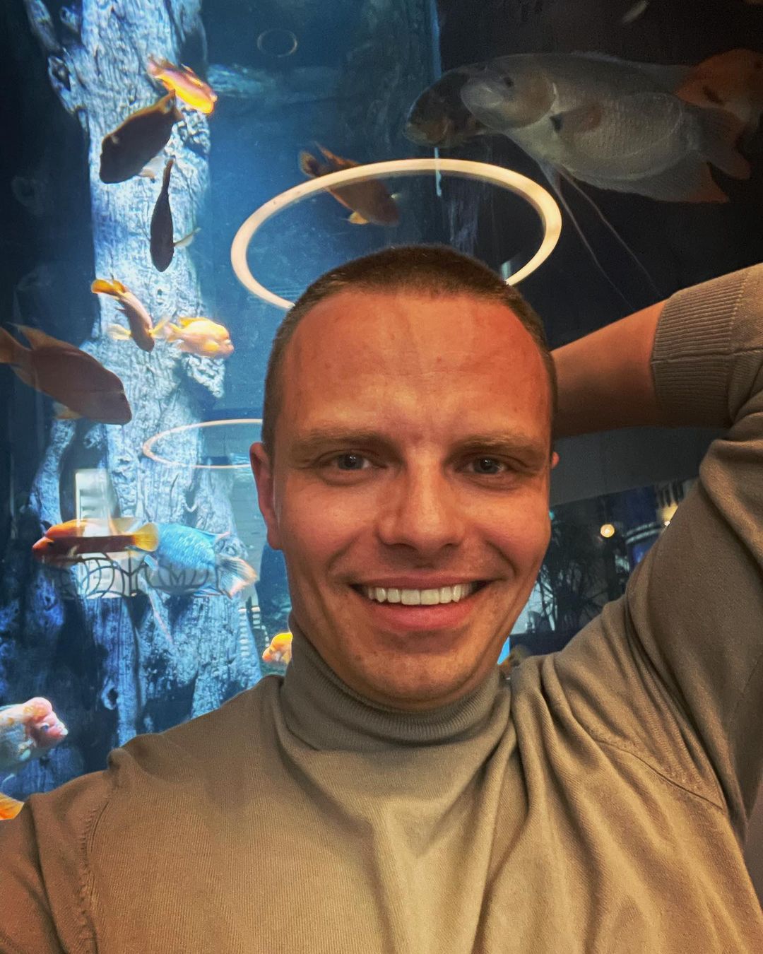 Marcin Hakiel na nowo odnalazł szczęście? Internauci podejrzewają, że miłość kwitnie
