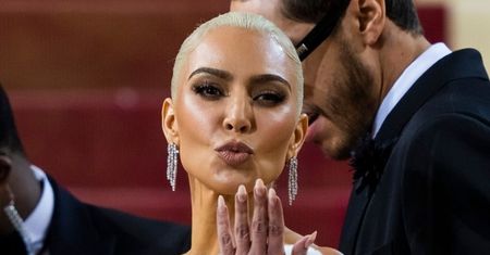 Kim Kardashian po Gali MET przebrała się w DRUGĄ suknię Marilyn Monroe! (ZDJĘCIA)