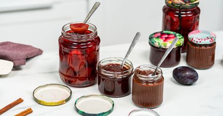 3 sprawdzone patenty na śliwki węgierki. Wersja z czekoladą to hit, ale spróbuj też tej w occie