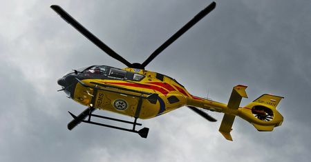 Wypadek w Bartnikach koło Przasnysza. Wielu rannych, w tym sześcioletnie dziecko