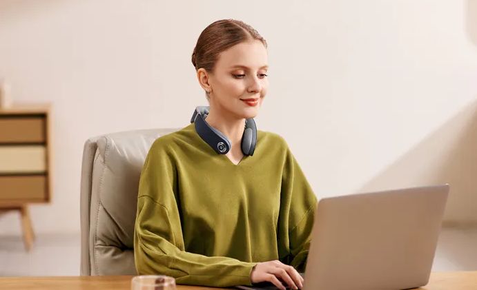 Masażysta, który mieści się w torebce? Testujemy SKG G7 Pro-Fold. To jest HIT?!