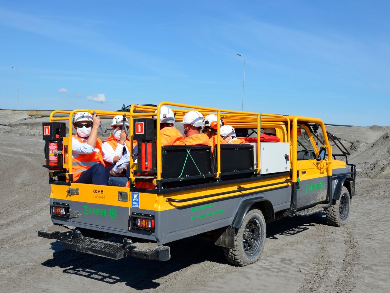 Lubin. KGHM podąża w stronę elektromobilności. Testowano pierwszy elektryczny pojazd produkcji spółki