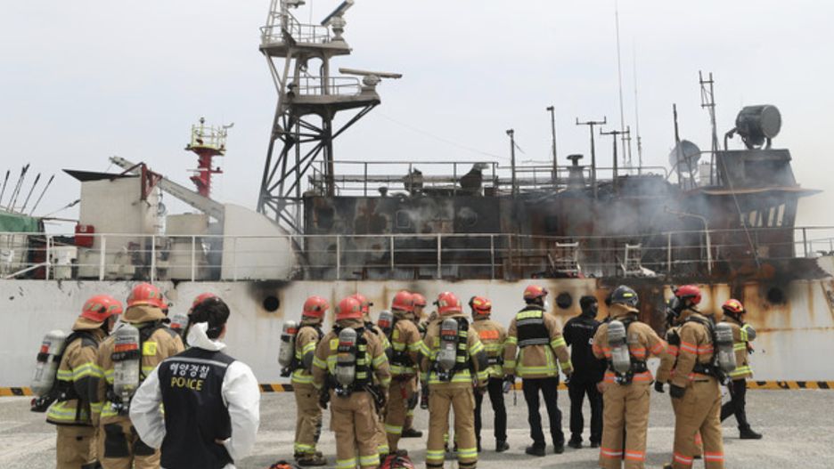 Strażacy z Południa pospieszyli na pomoc rosyjskim rybakom, których kuter zapalił się u północnokoreańskich wybrzeży