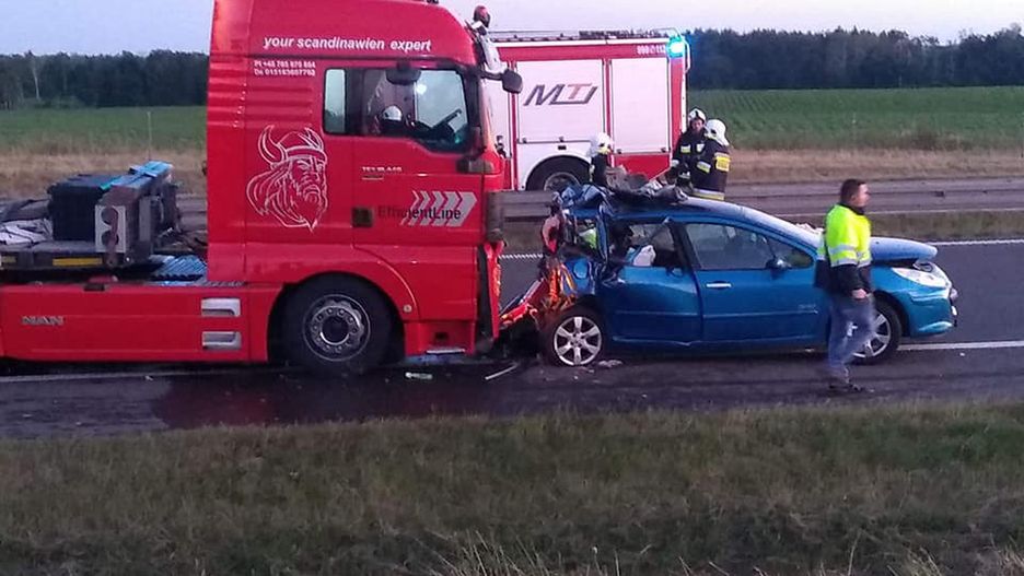 Sobieradz. Karambol na S3