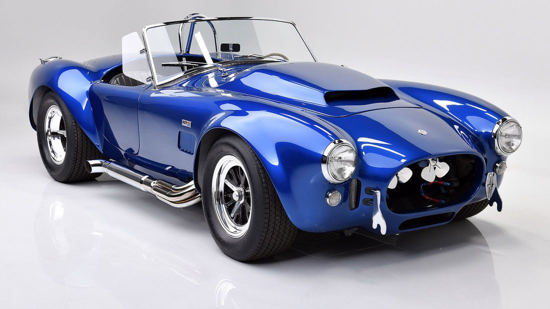 Najszybsza Shelby Cobra 427 Super Snake sprzedana za pokaźną sumę. To jedyna zachowana sztuka