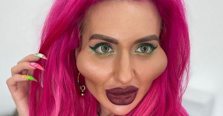 Ukraińska modelka wciąż poprawia urodę. Jej metamorfoza szokuje