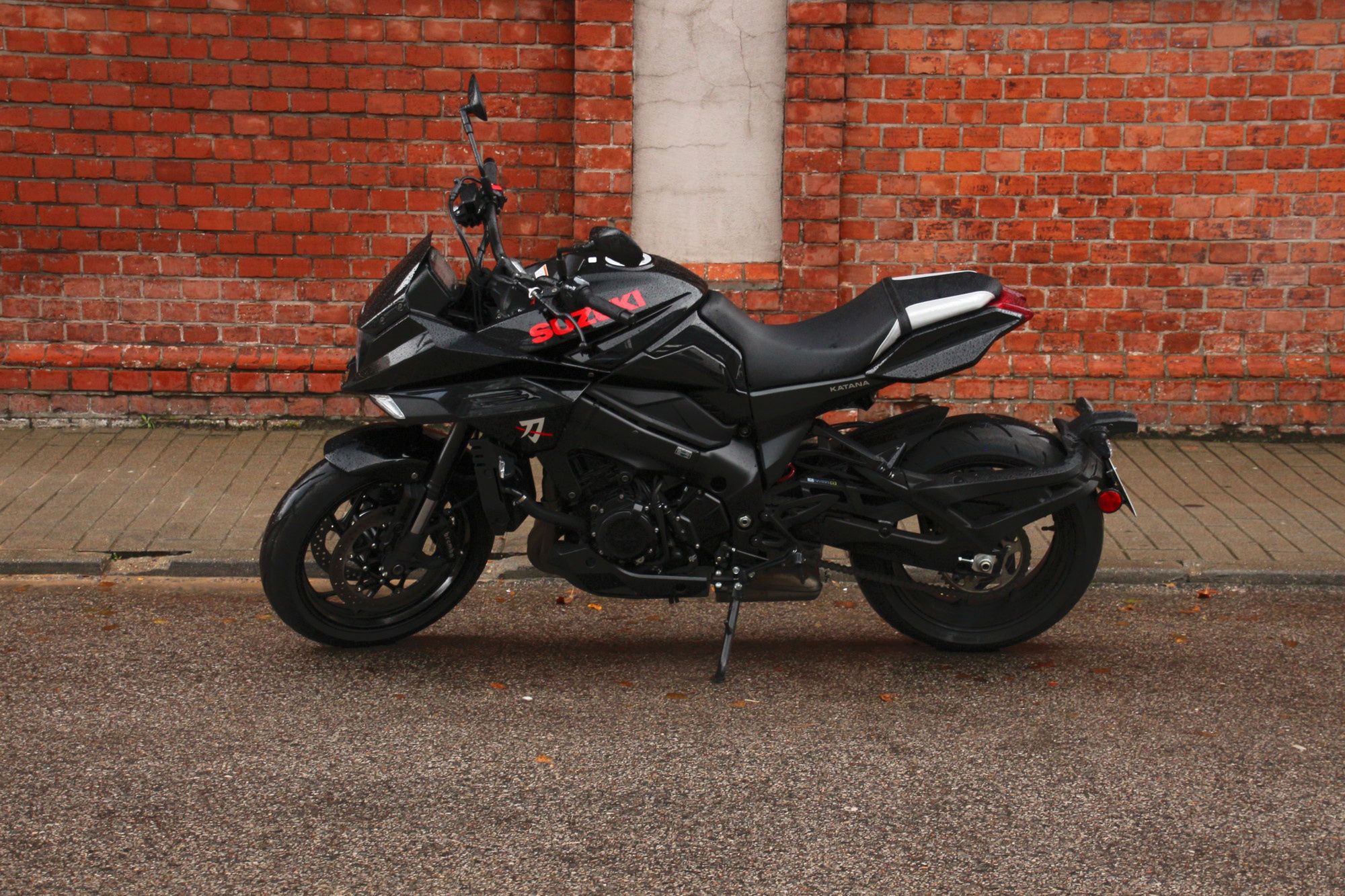 Suzuki Katana