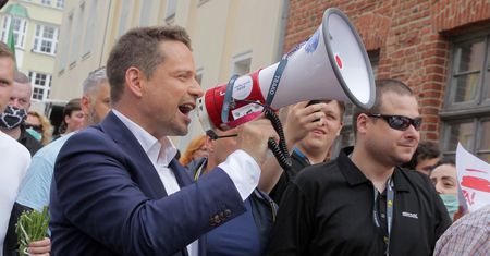 Po sondażu WP. Koziński: "Wybory wygra ten, kto lepiej opanuje emocje i zrobi mniej błędów" [OPINIA]