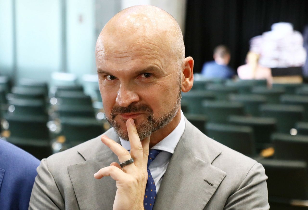 Cyfrowi giganci uciekają z podatkami. Brzoska: to jest skandal