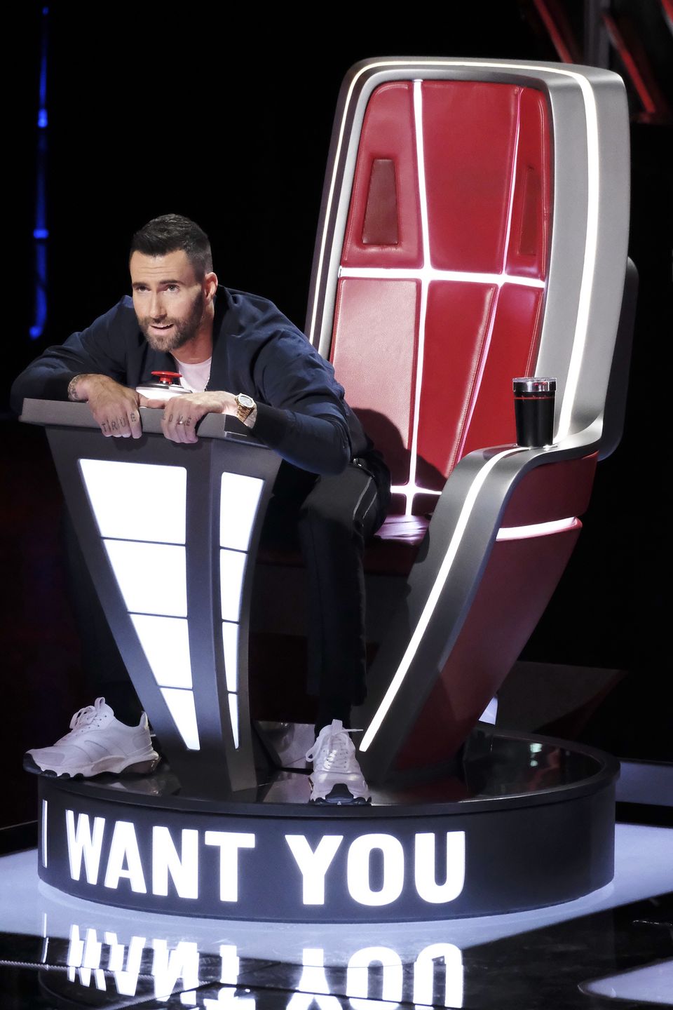 Kolejna dziewczyna pogrąża niewiernego Adama Levine'a