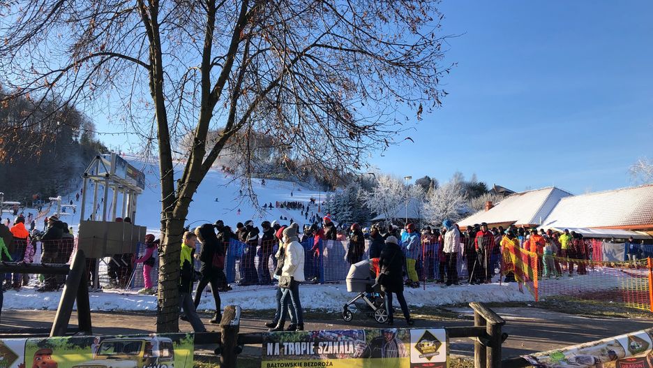 Tłumy na stokach na dzień przed zamknięciem