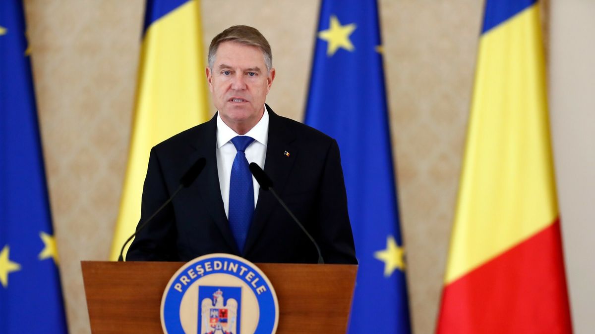 Temporary
(241223) -- BUCHAREST, Dec. 23, 2024 (Xinhua) -- Romanian President Klaus Iohannis announces the nomination of Marcel Ciolacu as prime minister at Cotroceni palace in Bucharest, Romania, on Dec. 23, 2024. Romanian President Klaus Iohannis said on Monday that he had officially appointed Marcel Ciolacu, the Social Democratic Party leader and incumbent prime minister, to lead the country's new government, according to media reports. (Photo by Cristian Cristel/Xinhua)
Zhang Gaiping