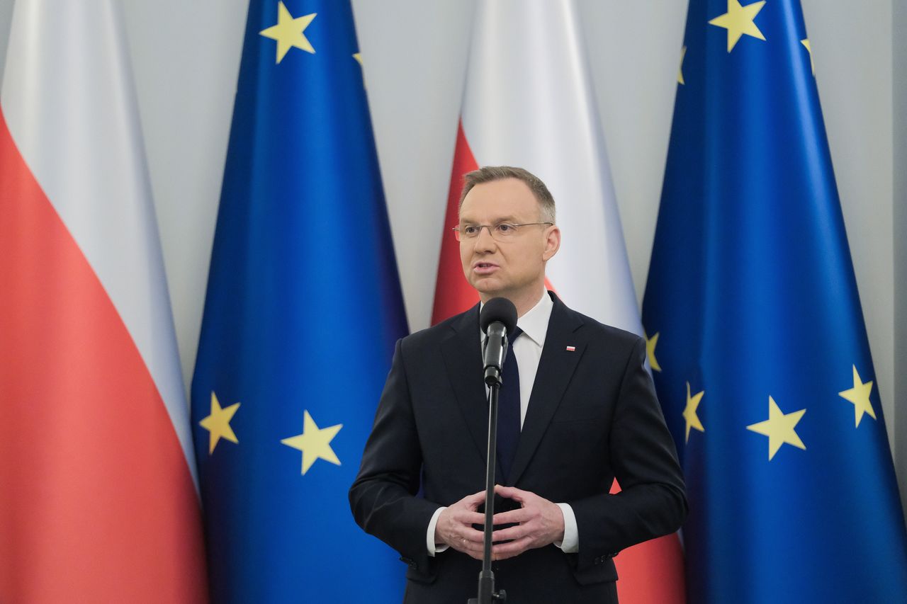 Prezydent Andrzej Duda podpisał  postanowienie ws. zarządzenia wyborów do Parlamentu Europejskiego