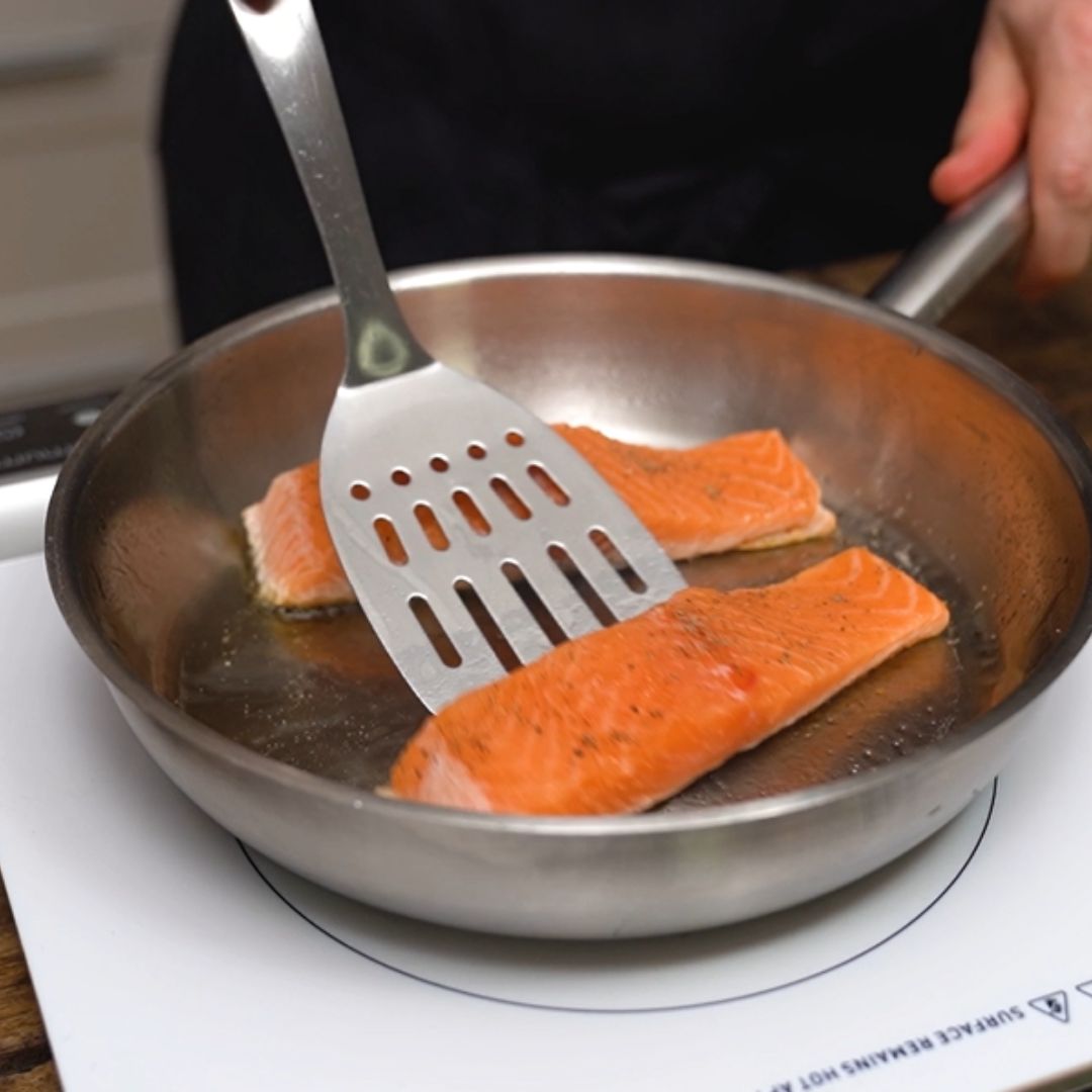 It's time to prepare the salmon.