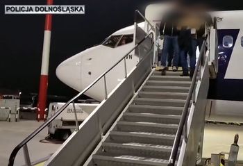 Uciekał przed więzieniem aż do Wielkiej Brytanii. 36-latek został sprowadzony do Polski