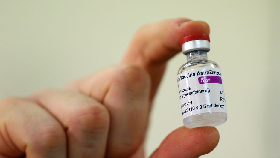 COVID-19. RPA wstrzymuje szczepienia preparatem AstraZeneca