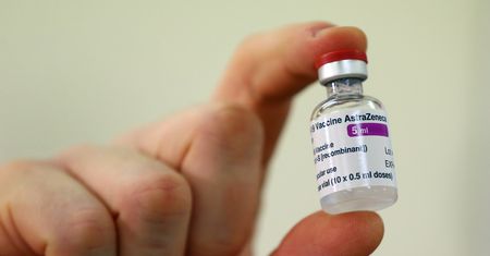 COVID-19. RPA wstrzymuje szczepienia preparatem AstraZeneca