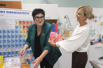Bełchatów: Uroczyste otwarcie ekopracowni w SP nr 3