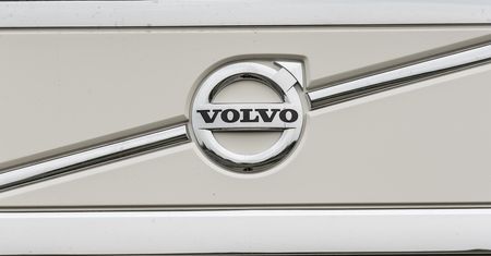 Volvo wzywa do serwisów. Ponad 2 mln samochodów może mieć groźną usterkę