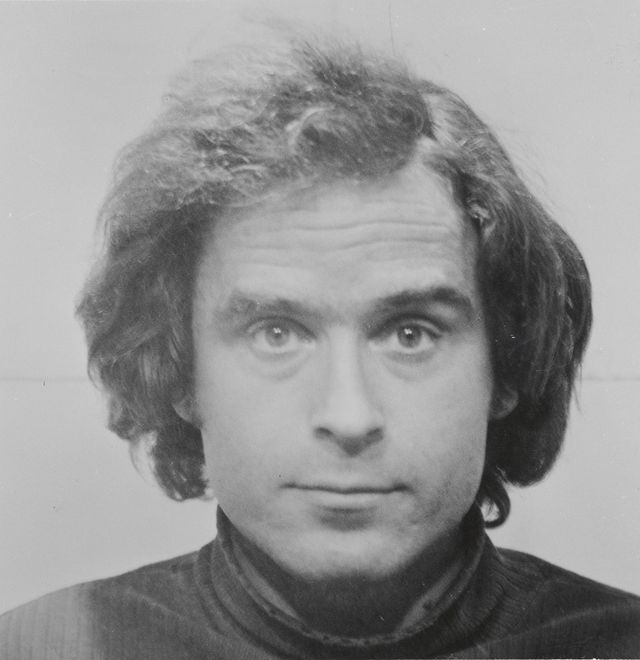 Zdjęcie Teda Bundy'ego z kartoteki policyjnej 