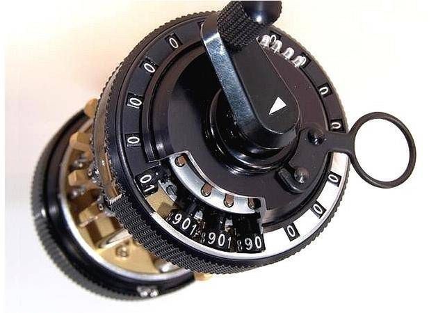 Kalkulator Curta - arcydzieło mechaniki wymyślone w obozie koncentracyjnym 6