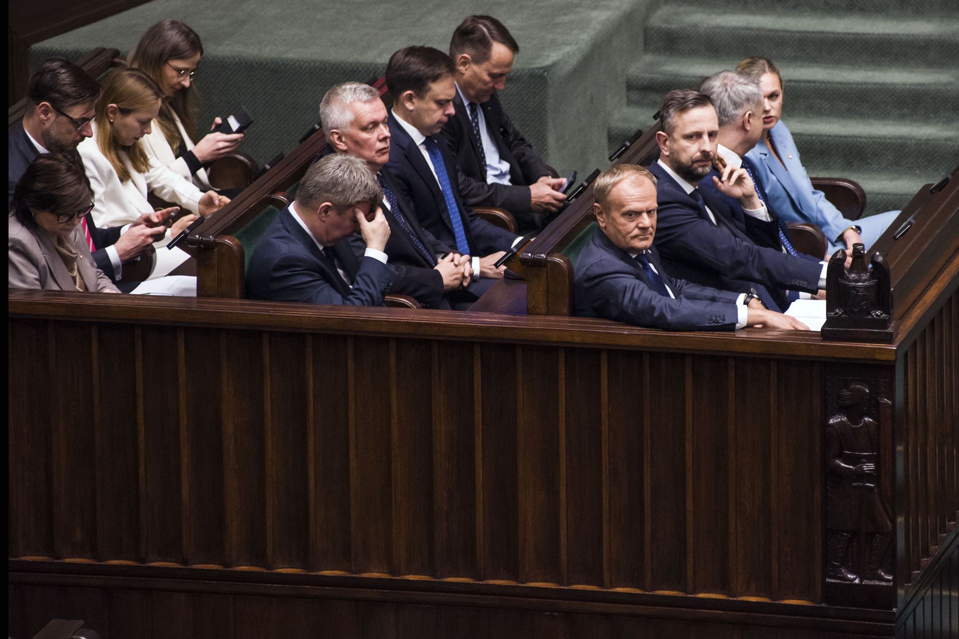 wiadomości,aktualności,WP Wiadomości KO na prowadzeniu, Korona Brauna znów wysoko. Nowy sondaż