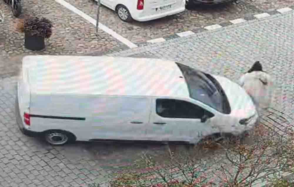 Namysłów: Kobieta w ciąży potrącona na pasach. Sprawca jechał za radiowozem policji