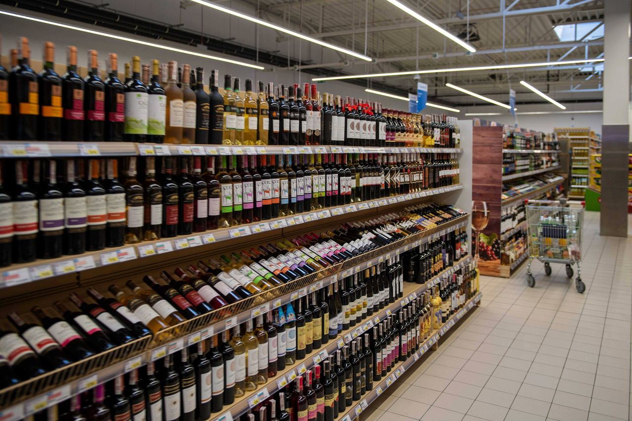 Rafał Trzaskowski o ograniczeniu nocnej sprzedaży alkoholu w Warszawie
