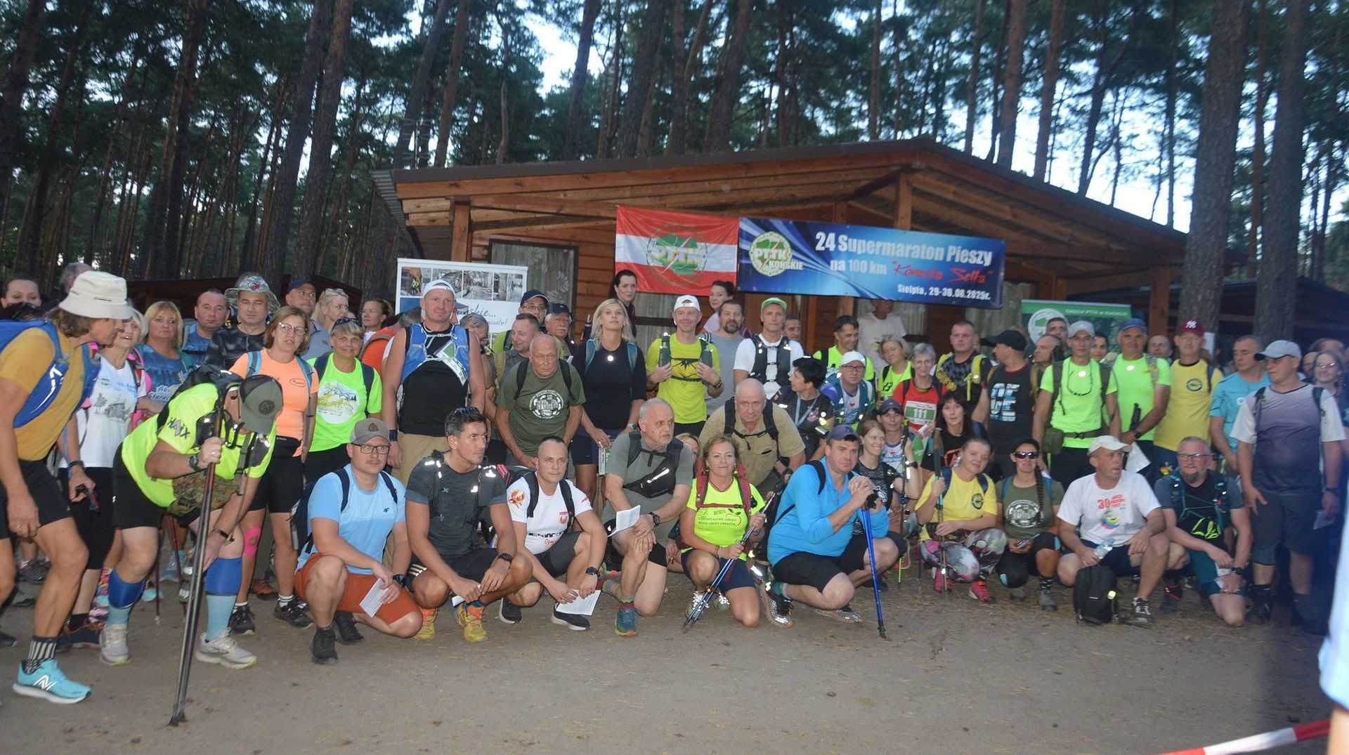 24. Supermaraton Pieszy &#34;Konecka Setka&#34; rozpoczął się w piątkowy wieczór w Sielpi